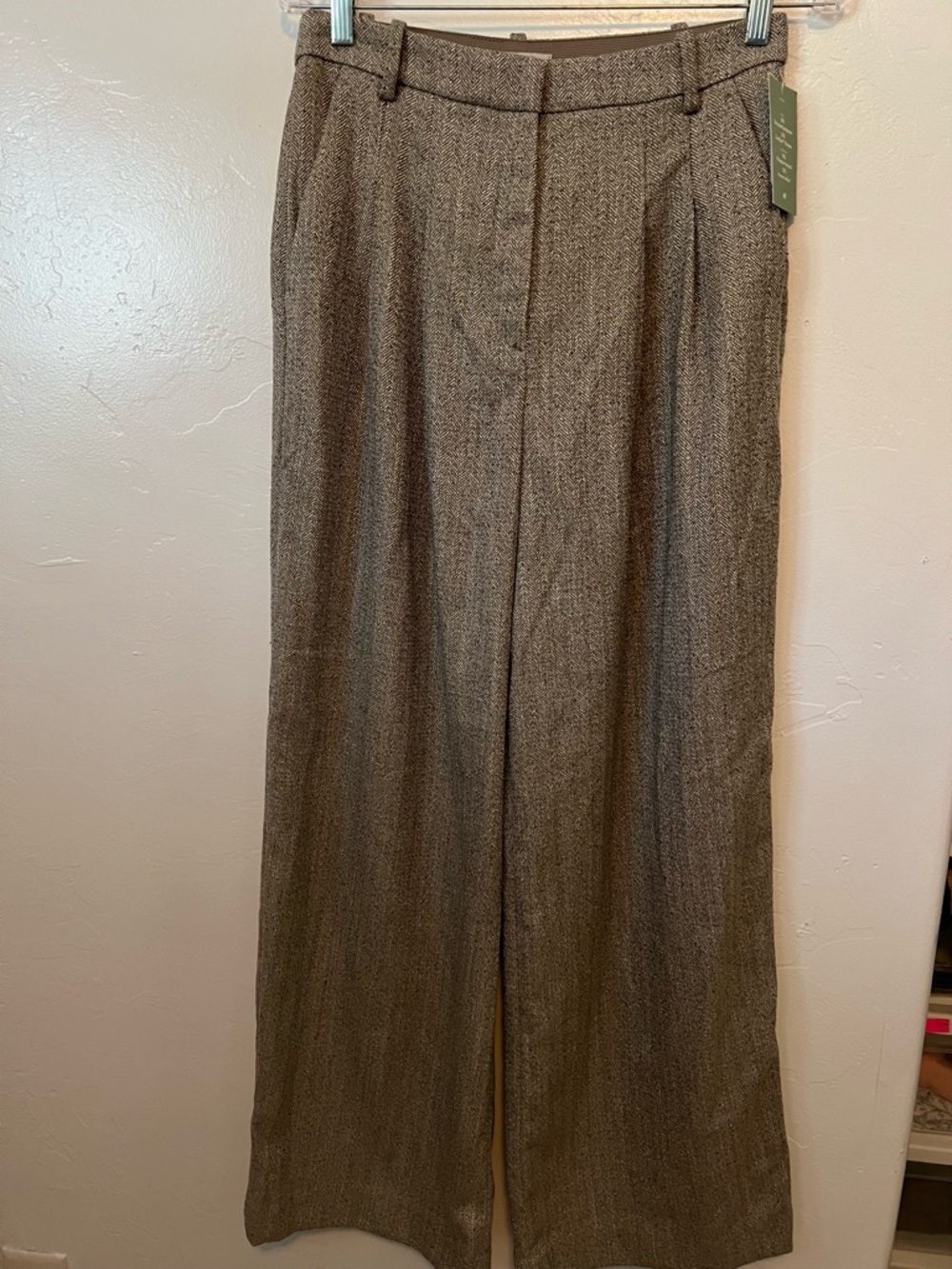 New with Tags H&M Brown Tweed Wide-Leg Pleated Pants